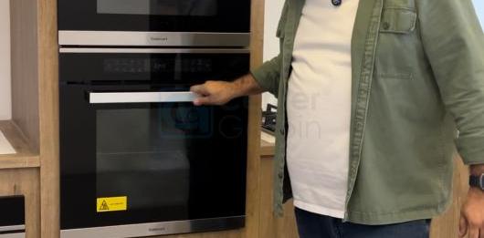 Gabriel Garbin apresenta a Torre Arkton no showroom da Center Garbin