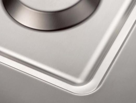 A mesa do fog&atilde;o Bertazzoni Professional em inox