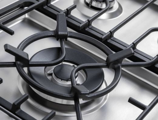 Detalhe das trempes do Cooktop Evol Riva